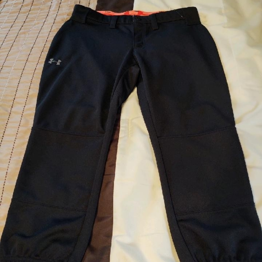 Under armor women's medium black softball pants